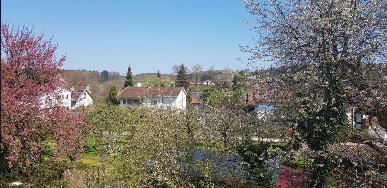 Ruhig Gelegenes Objekt - Netflix,Balkon, Nespressomaschine, Fahrraeder- 7 Minuten Vom See Fuer Den Perfekten Urlaub Im Sueden Uhldingen-Muehlhofen Exterior photo