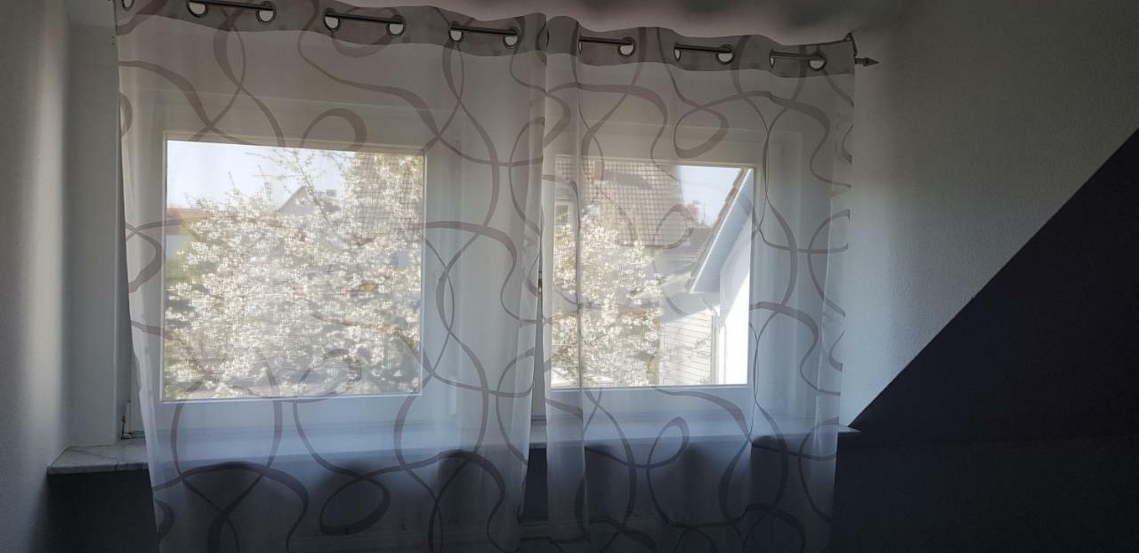Ruhig Gelegenes Objekt - Netflix,Balkon, Nespressomaschine, Fahrraeder- 7 Minuten Vom See Fuer Den Perfekten Urlaub Im Sueden Uhldingen-Muehlhofen Exterior photo